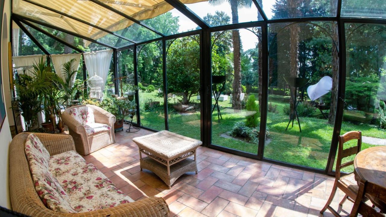 Wonderful Villa Between Como And Milano Sirtori Екстериор снимка